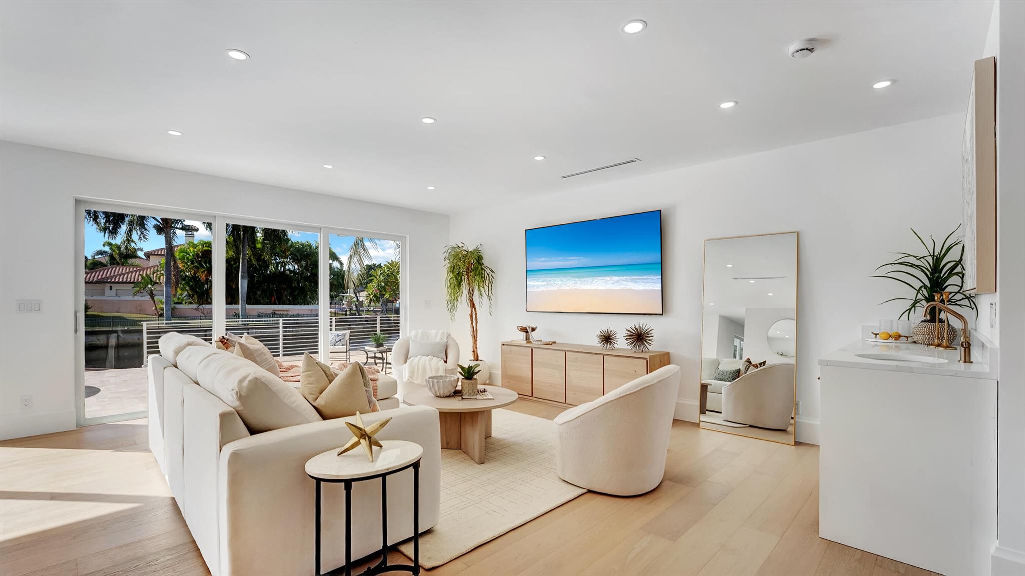 Boca Raton, Florida, 33432, United States, 4 Bedrooms Bedrooms, ,5 BathroomsBathrooms,Residential,Active,1990028