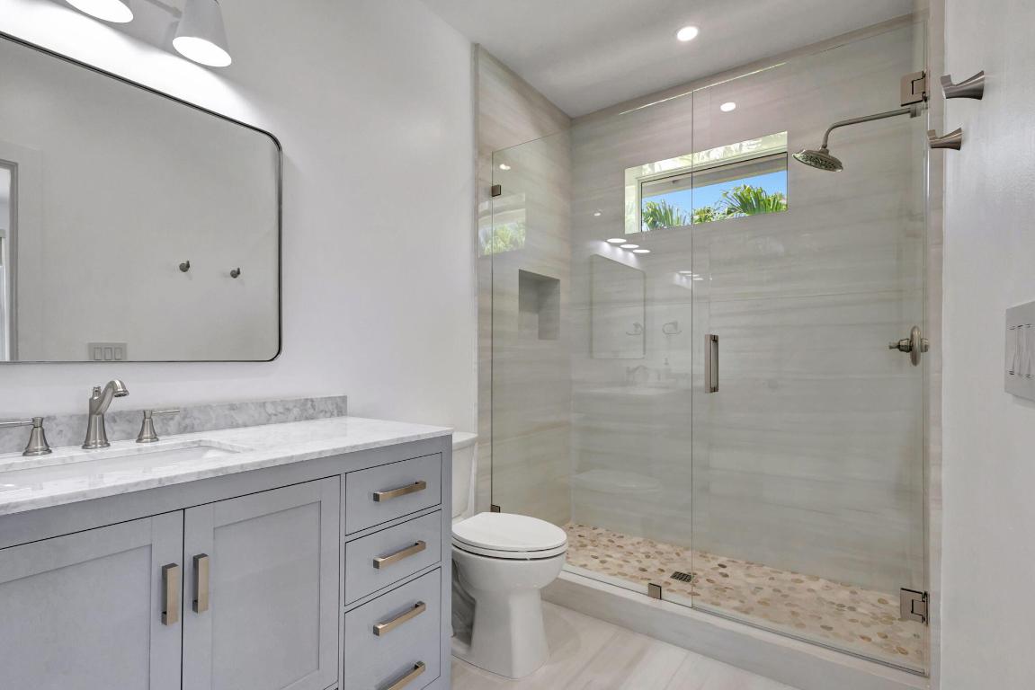 North Palm Beach, Florida, 33408, United States, 4 Bedrooms Bedrooms, ,5 BathroomsBathrooms,Residential,Active,2008316