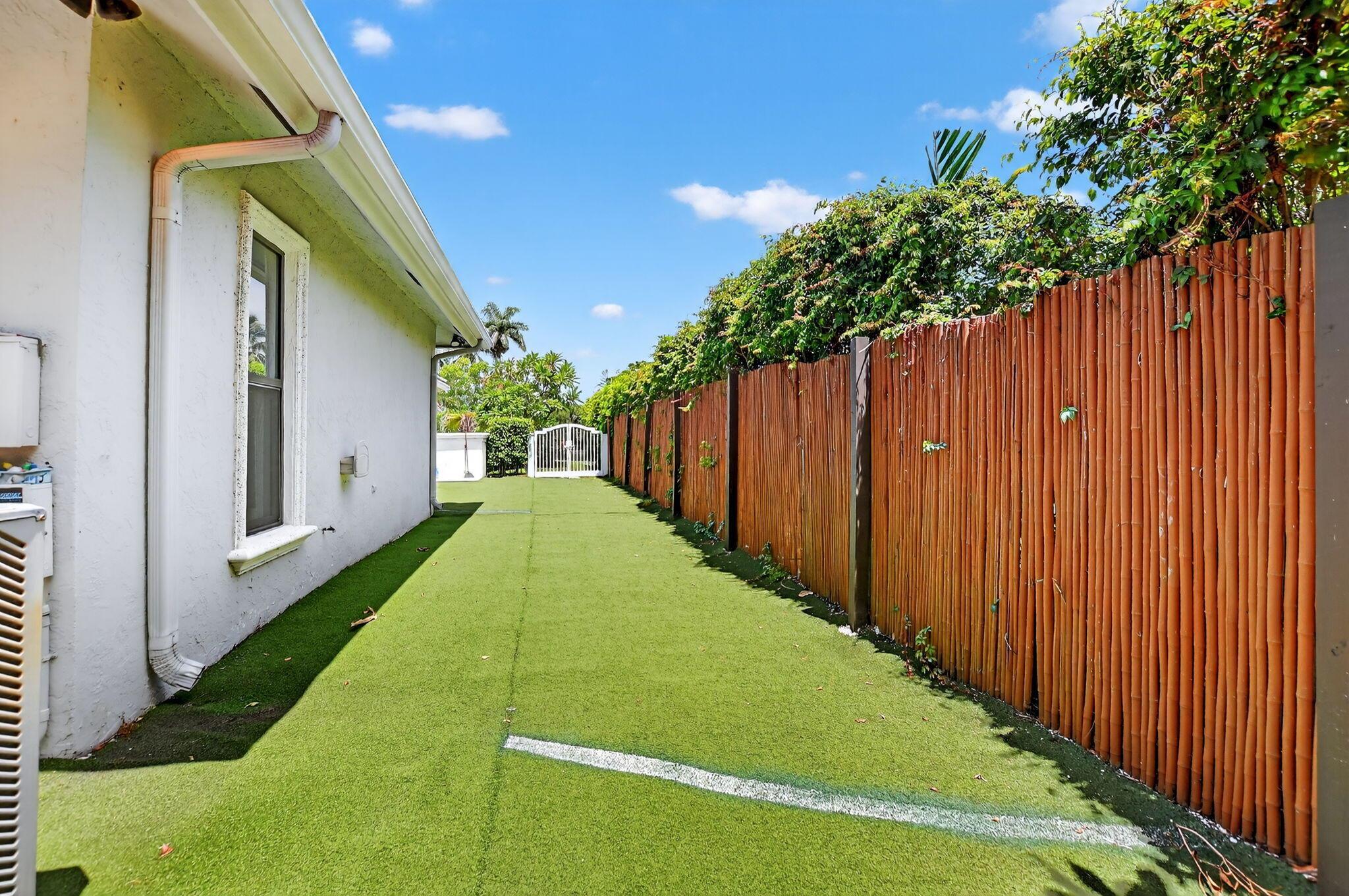 Boca Raton, Florida, 33487, United States, 5 Bedrooms Bedrooms, ,4 BathroomsBathrooms,Residential,Active,1892410