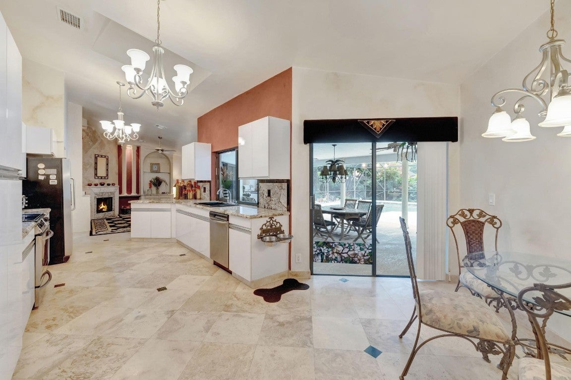 Coral Springs, Florida, 33067, United States, 4 Bedrooms Bedrooms, ,4 BathroomsBathrooms,Residential,Active,2008736