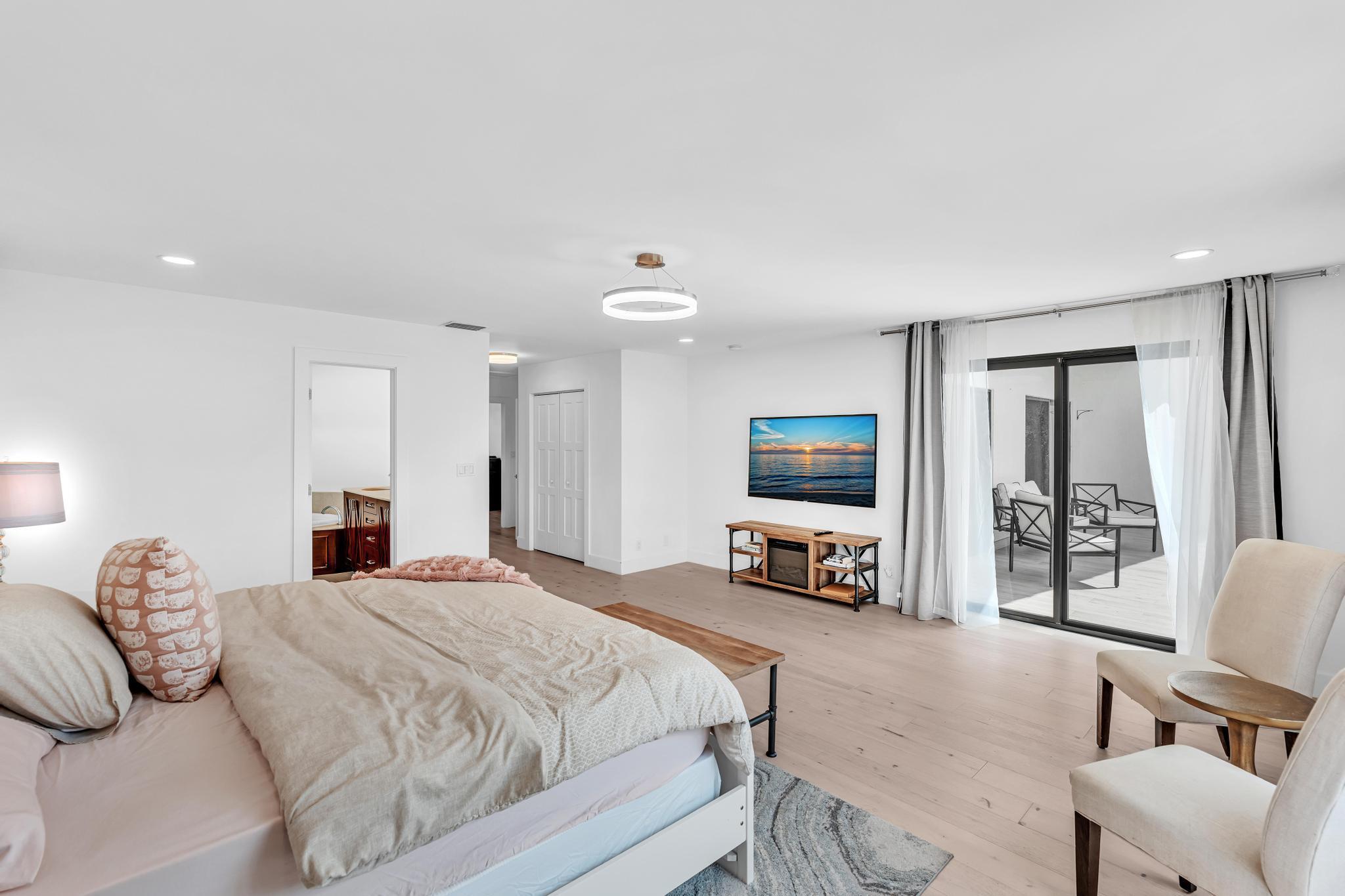 Lighthouse Point, Florida, 33064, United States, 4 Bedrooms Bedrooms, ,4 BathroomsBathrooms,Residential,Active,1945211