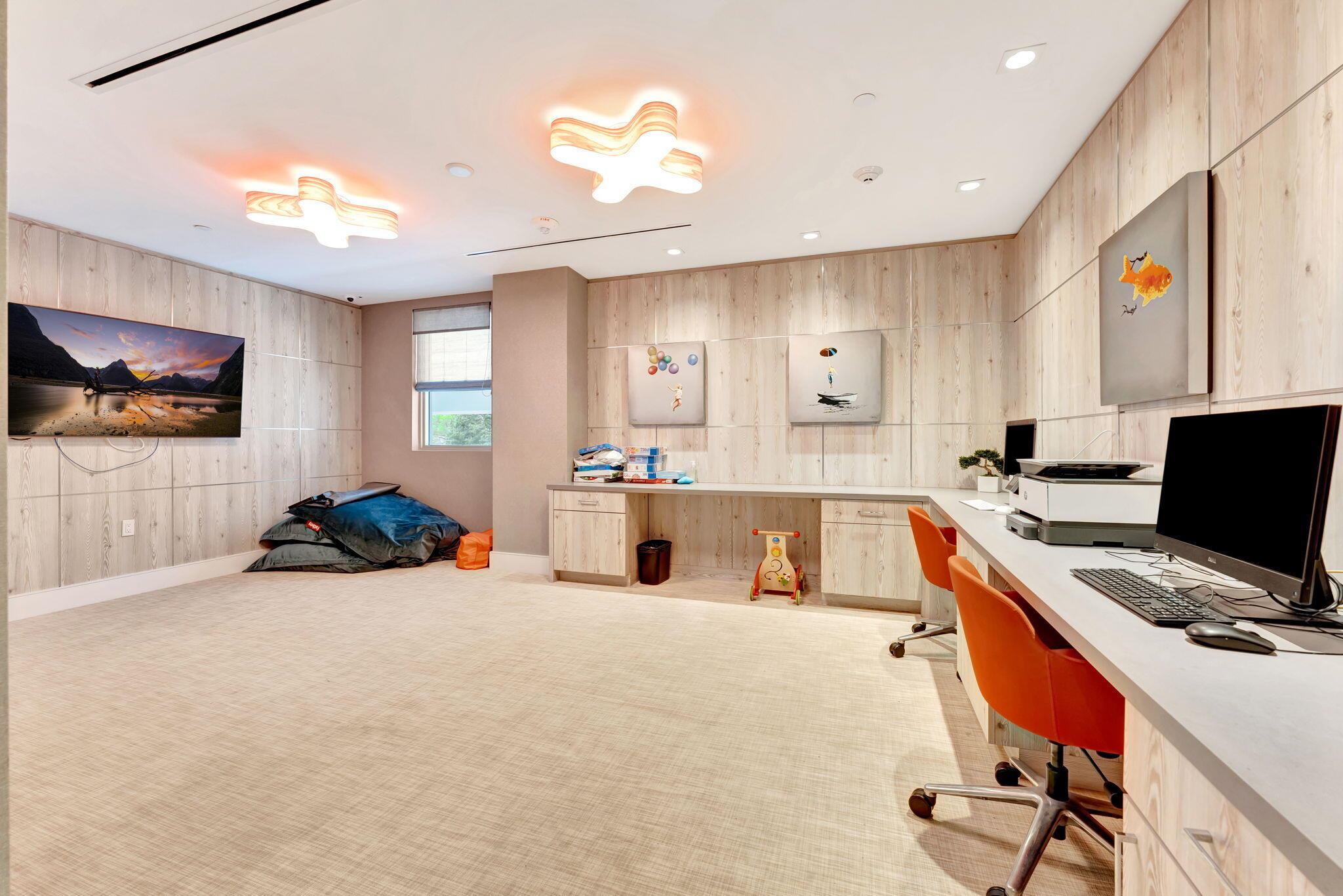 Boca Raton, Florida, 33432, United States, 3 Bedrooms Bedrooms, ,3 BathroomsBathrooms,Residential,Active,1966027