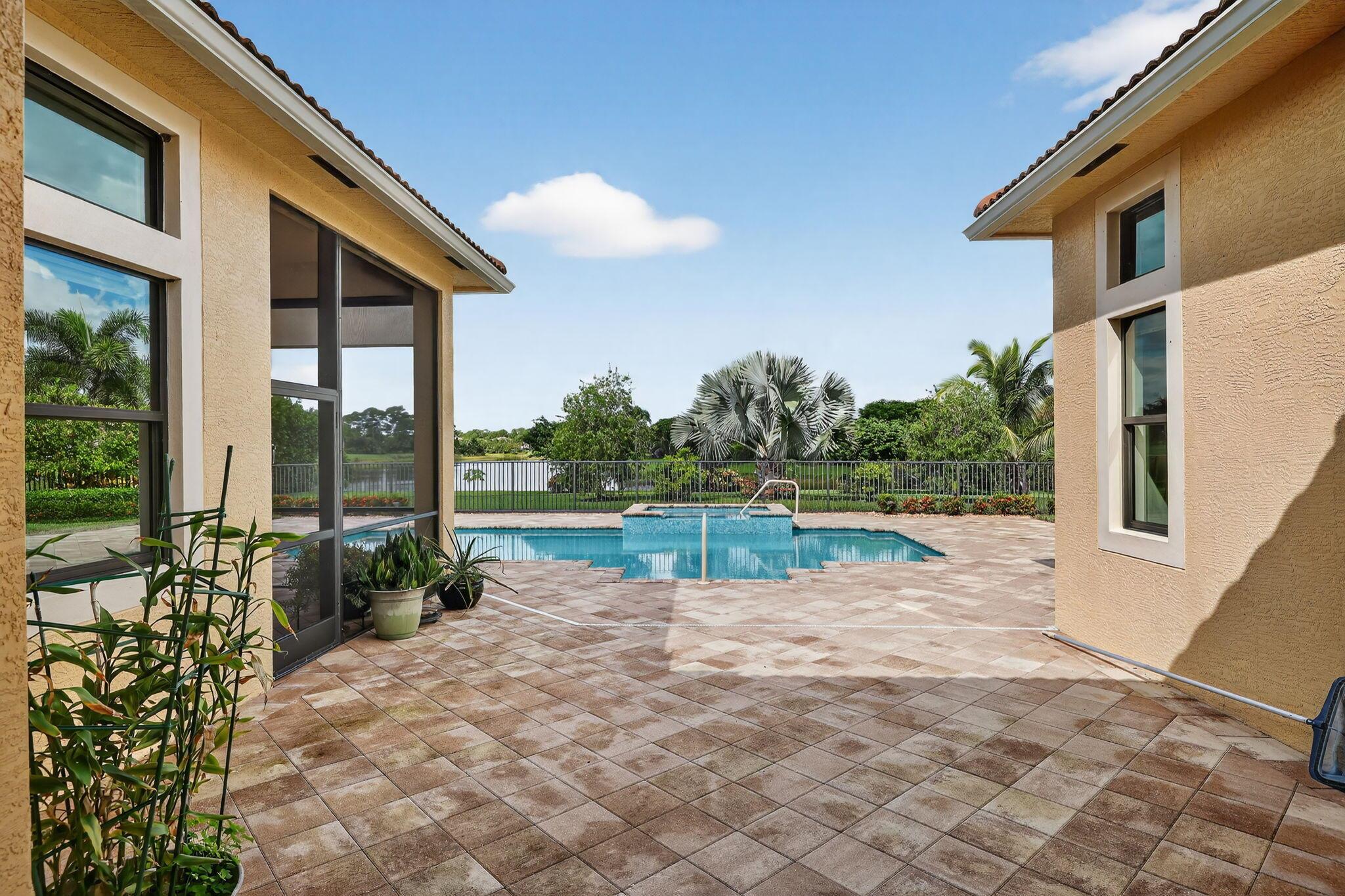 Palm City, Florida, 34990, United States, 4 Bedrooms Bedrooms, ,5 BathroomsBathrooms,Residential,Active,1952625