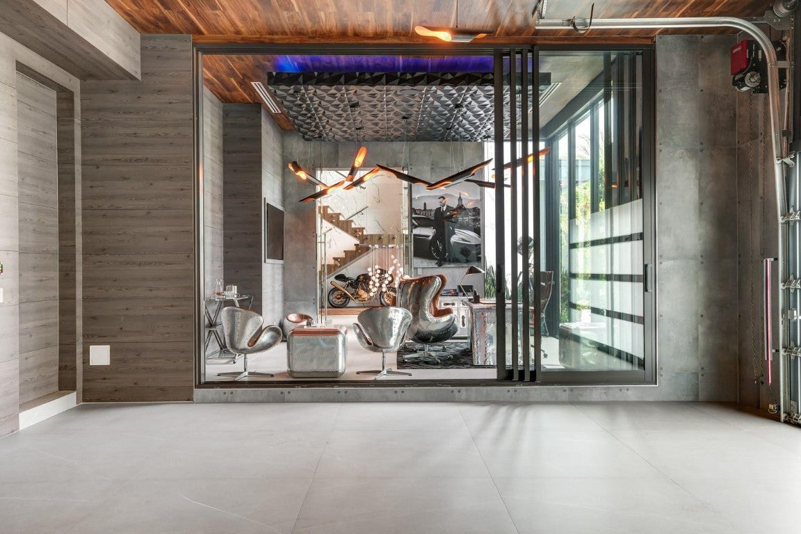 Fort Lauderdale, Florida, 33304, United States, 6 Bedrooms Bedrooms, ,9 BathroomsBathrooms,Residential,Active,2007970