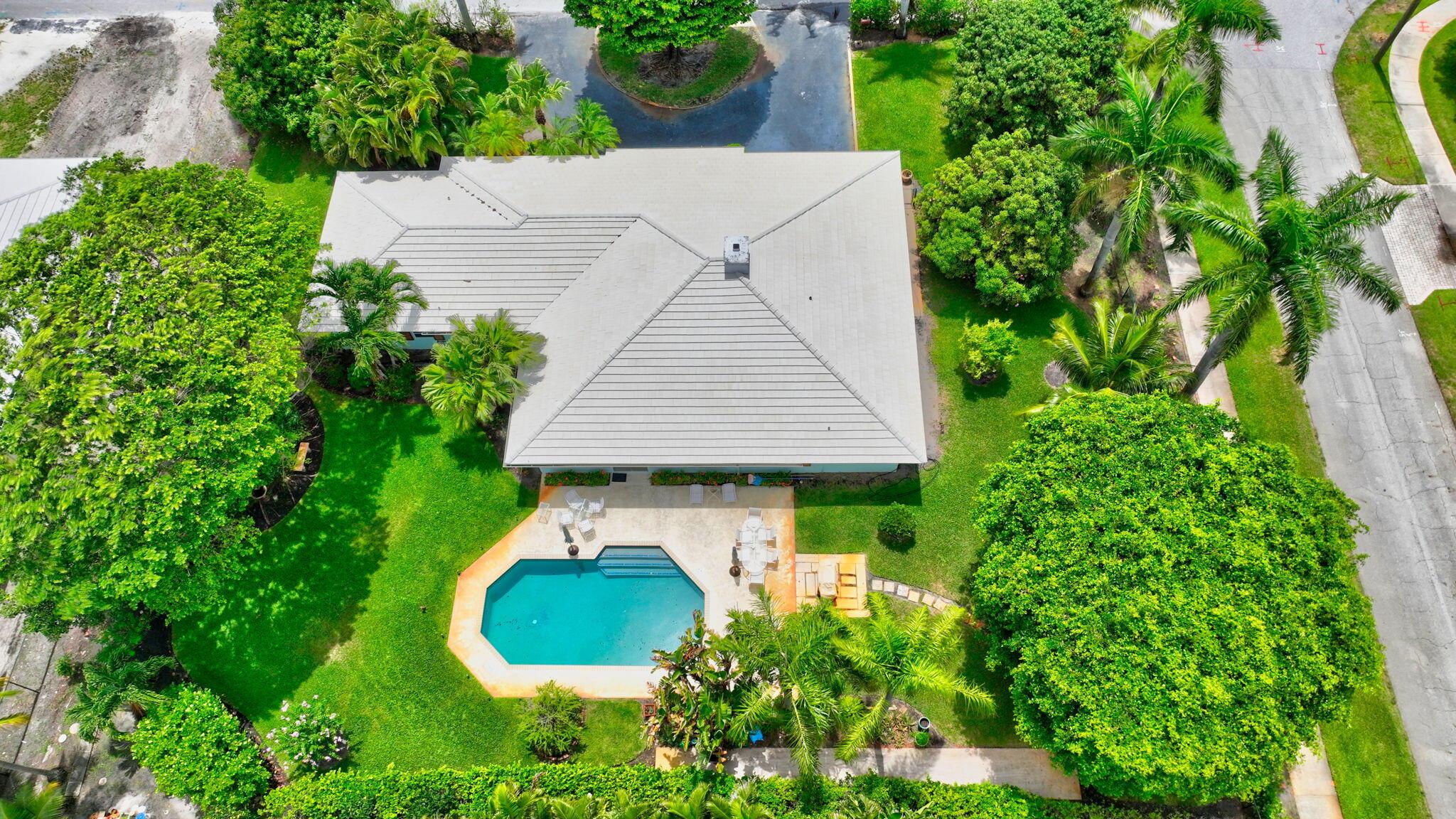 Delray Beach, Florida, 33444, United States, 4 Bedrooms Bedrooms, ,3 BathroomsBathrooms,Residential,Active,1945273