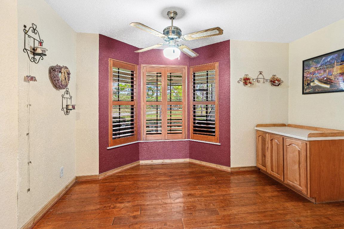 Loxahatchee Groves, Florida, 33470, United States, 4 Bedrooms Bedrooms, ,2 BathroomsBathrooms,Residential,Active,2008730