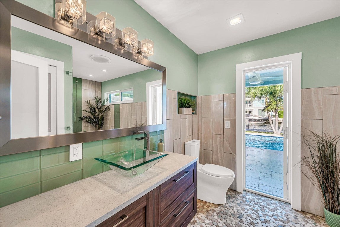 Pompano Beach, Florida, 33062, United States, 3 Bedrooms Bedrooms, ,3 BathroomsBathrooms,Residential,Active,2008325