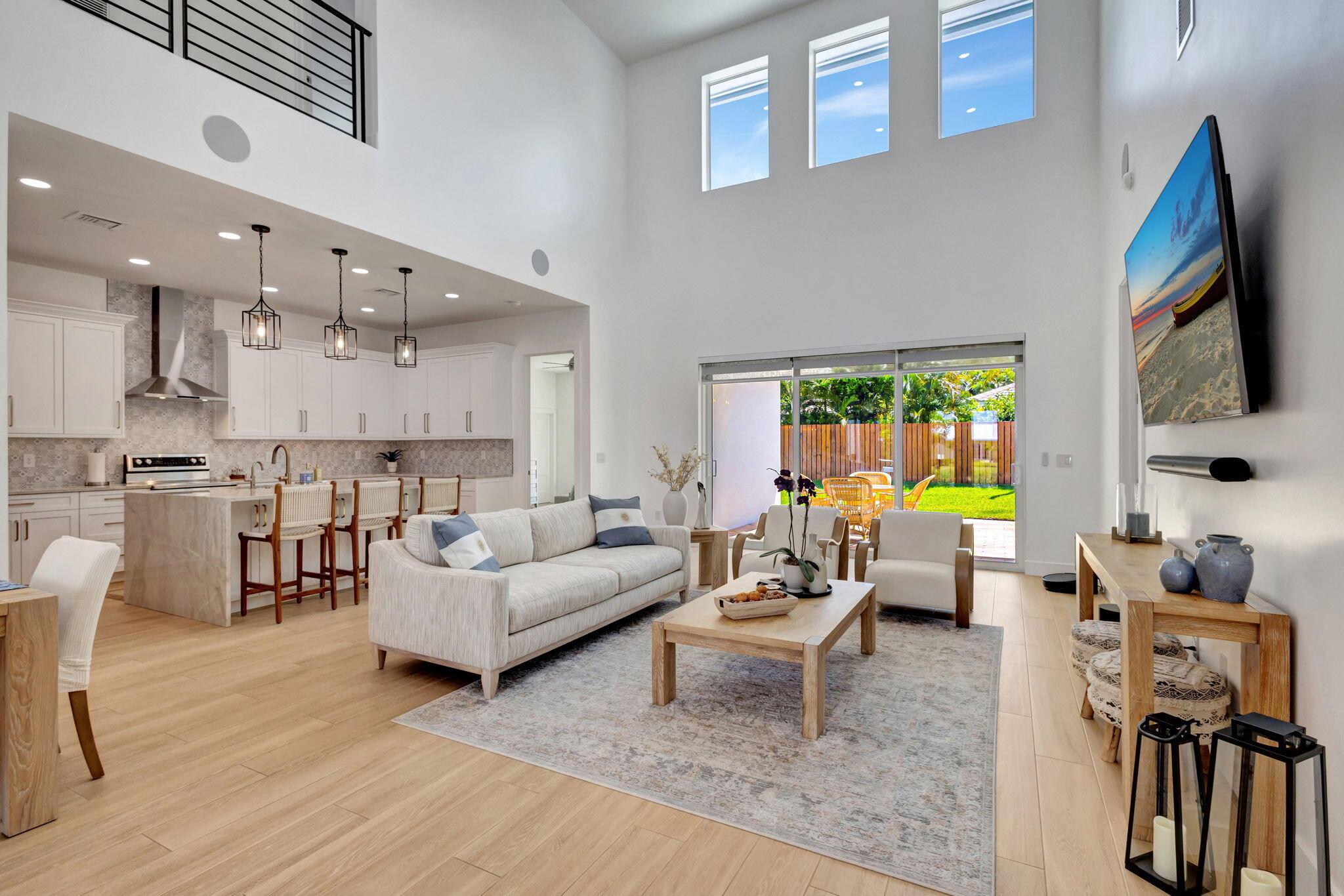 North Palm Beach, Florida, 33408, United States, 4 Bedrooms Bedrooms, ,5 BathroomsBathrooms,Residential,Active,1973305