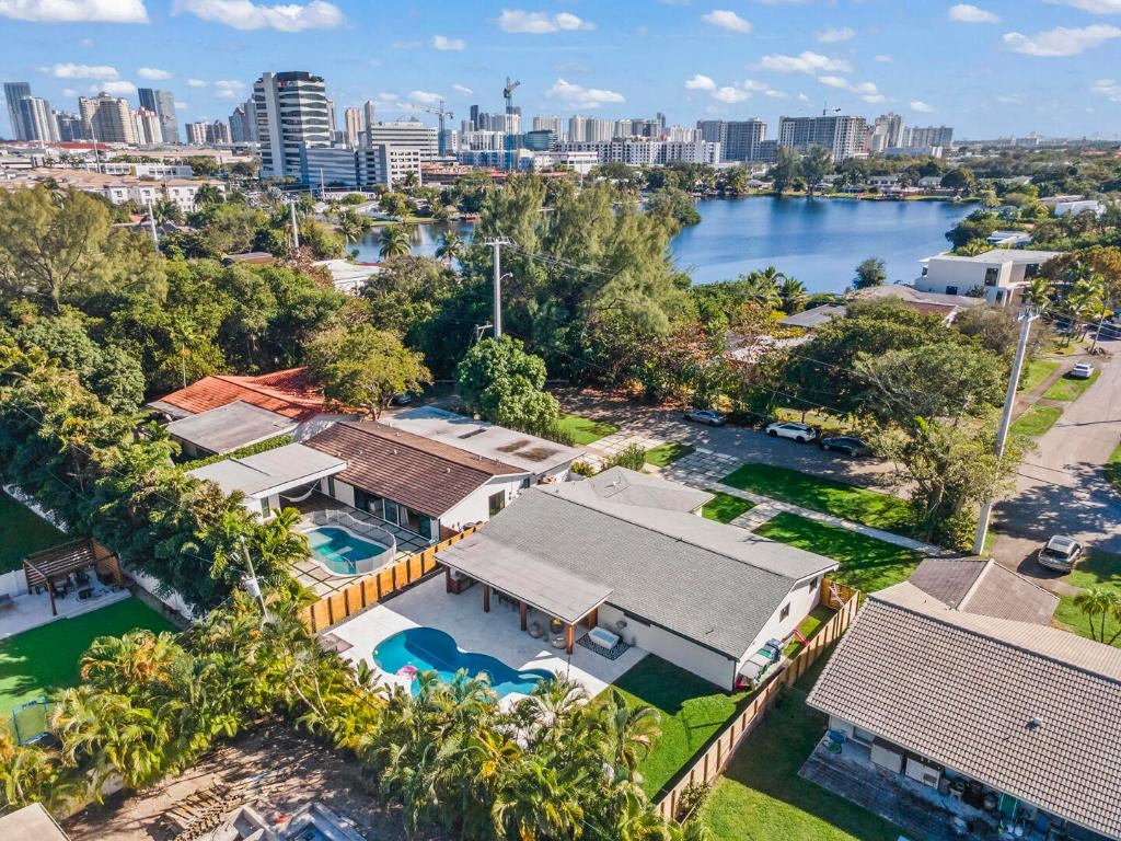 Miami, Florida, 33180, United States, 5 Bedrooms Bedrooms, ,4 BathroomsBathrooms,Residential,Active,2011434