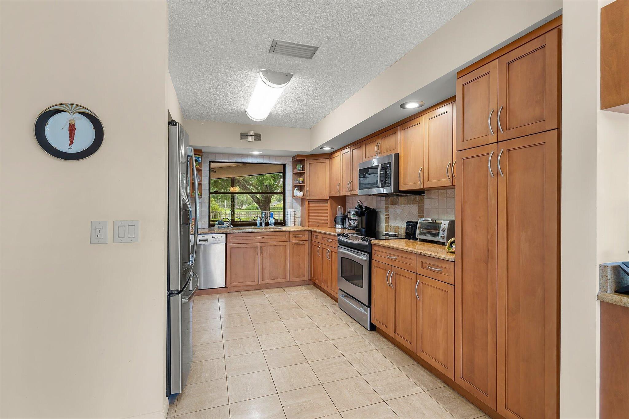 Palm Beach Gardens, Florida, 33418, United States, 4 Bedrooms Bedrooms, ,3 BathroomsBathrooms,Residential,Active,1899878