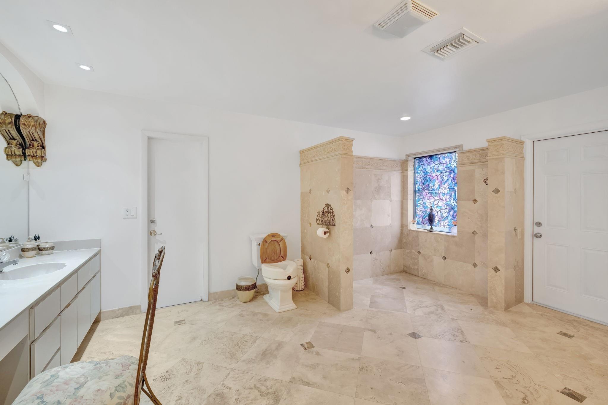 Coral Springs, Florida, 33067, United States, ,4 BathroomsBathrooms,Residential,Active,1764915