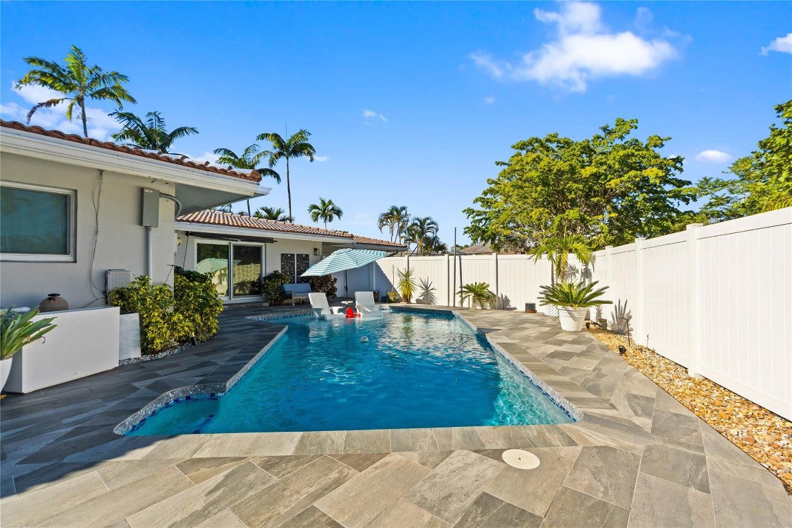 Fort Lauderdale, Florida, 33305, United States, 3 Bedrooms Bedrooms, ,2 BathroomsBathrooms,Residential,Active,2008347