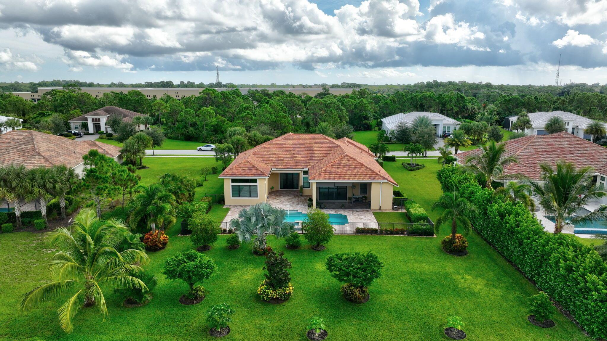 Palm City, Florida, 34990, United States, 4 Bedrooms Bedrooms, ,5 BathroomsBathrooms,Residential,Active,1952625