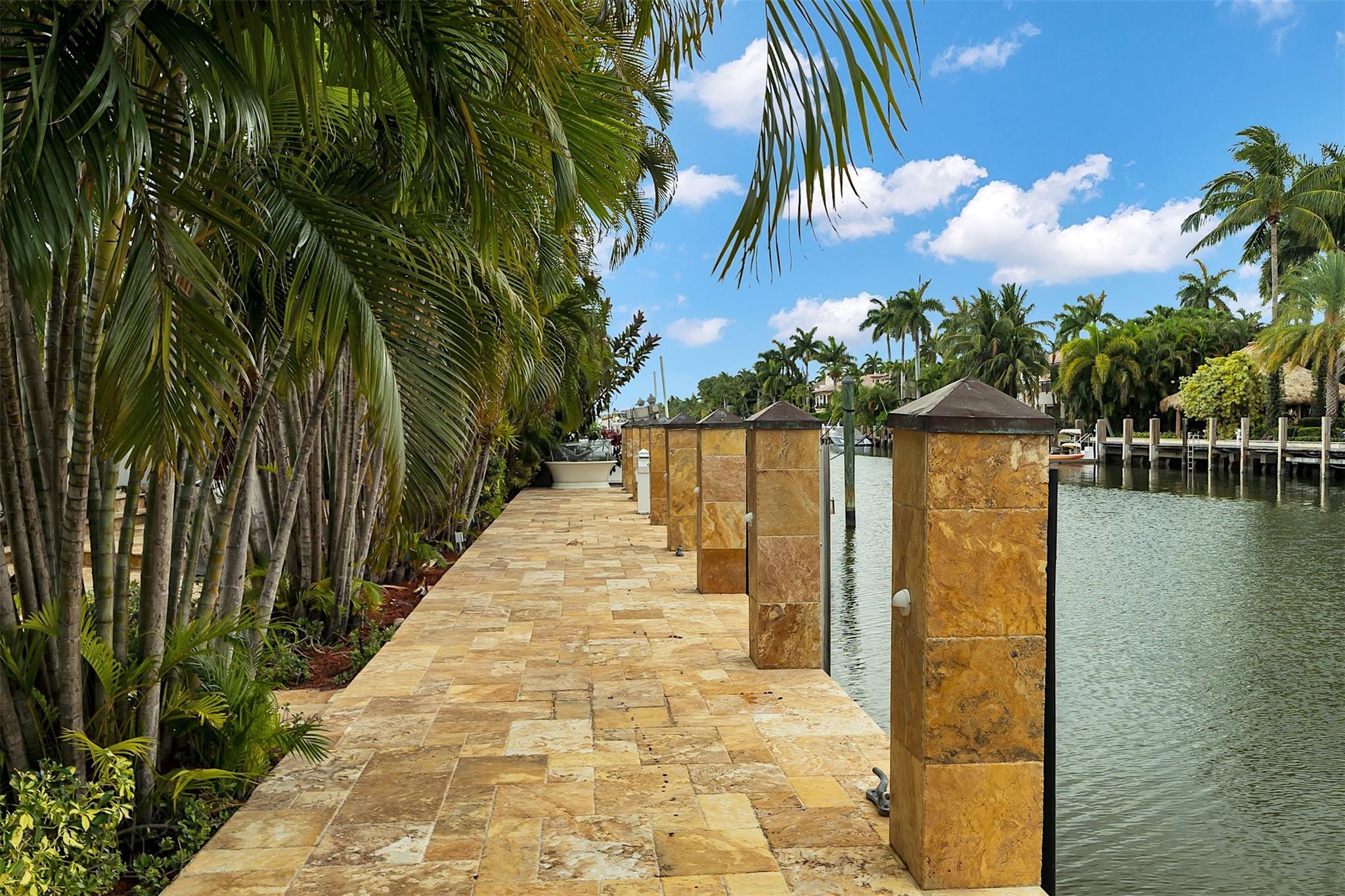 Fort Lauderdale, Florida, 33301, United States, 4 Bedrooms Bedrooms, ,5 BathroomsBathrooms,Residential,Active,1965813