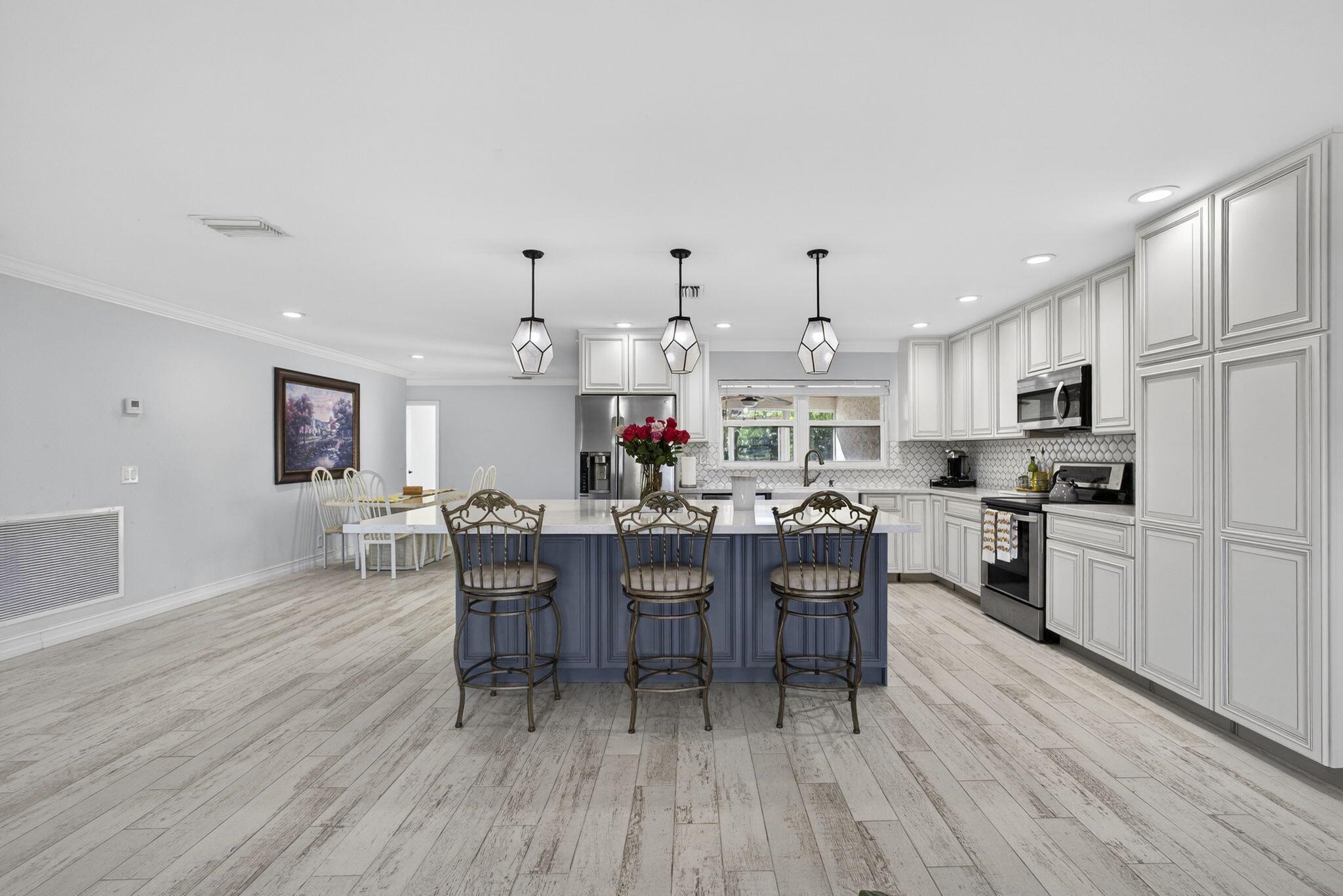 Wellington, Florida, 33470, United States, 4 Bedrooms Bedrooms, ,4 BathroomsBathrooms,Residential,Active,2003540