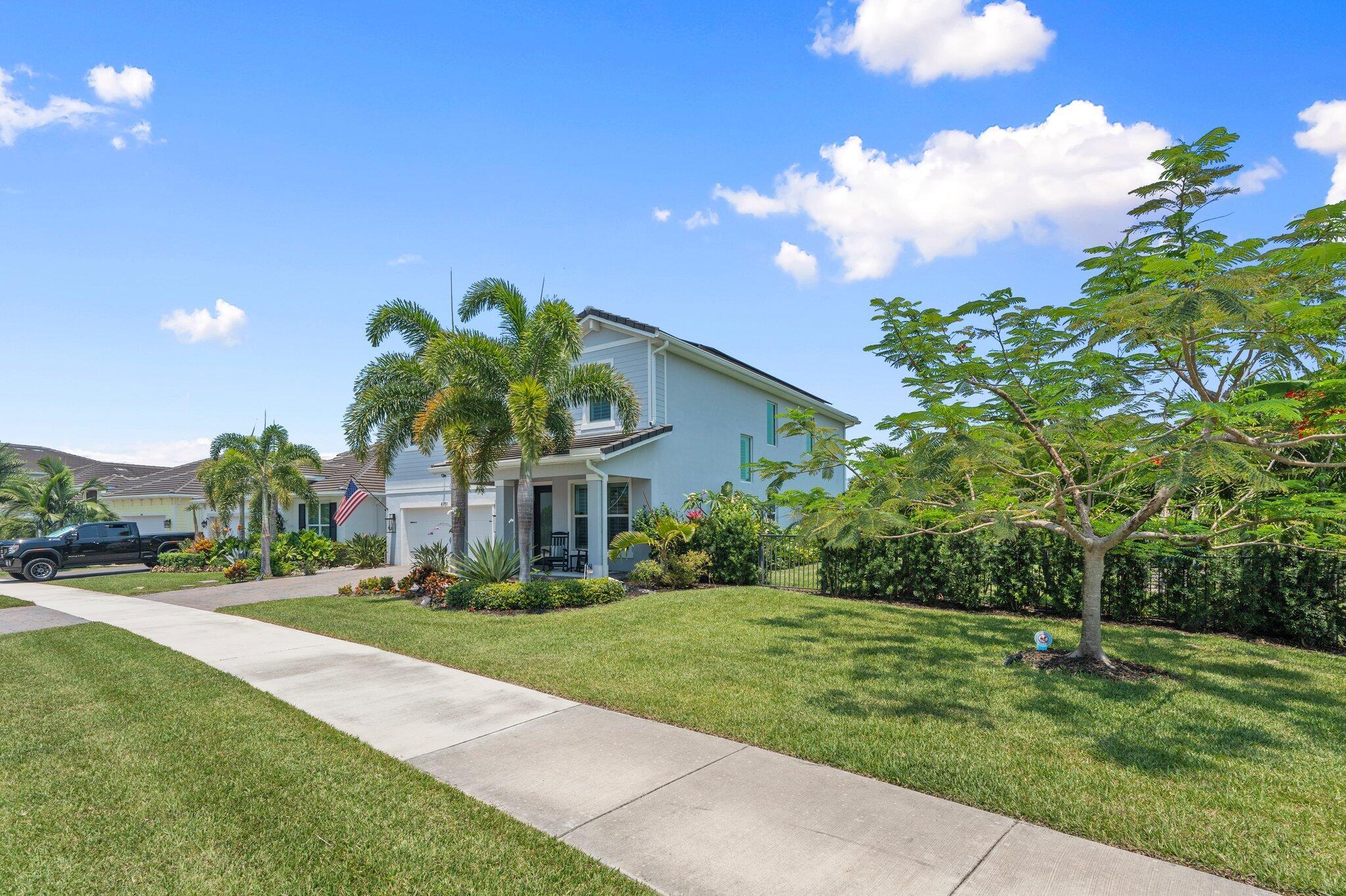Stuart, Florida, 34997, United States, 4 Bedrooms Bedrooms, ,4 BathroomsBathrooms,Residential,Active,1893239