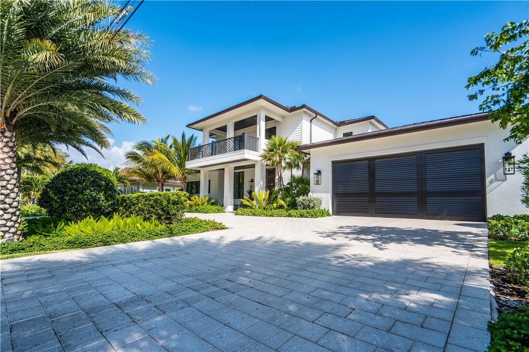 Lighthouse Point, Florida, 33064, United States, 3 Bedrooms Bedrooms, ,5 BathroomsBathrooms,Residential,Active,2011211