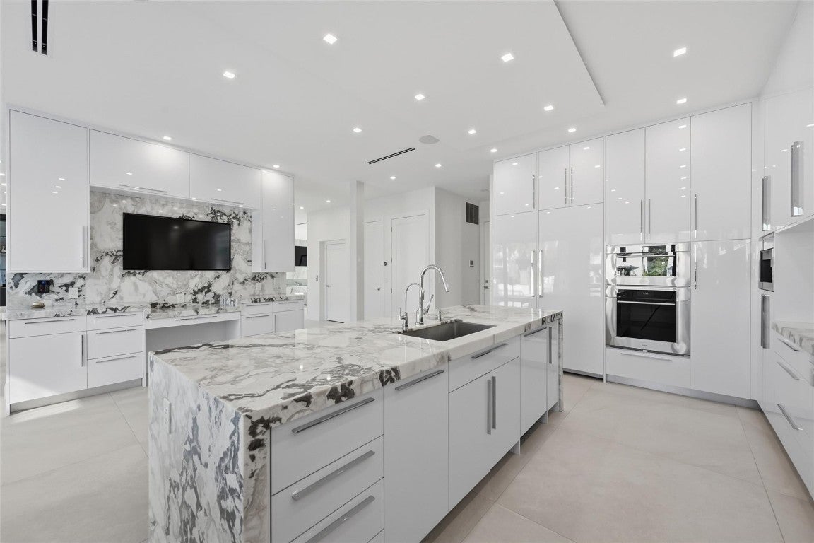 Fort Lauderdale, Florida, 33316, United States, 5 Bedrooms Bedrooms, ,5 BathroomsBathrooms,Residential,Active,2008271