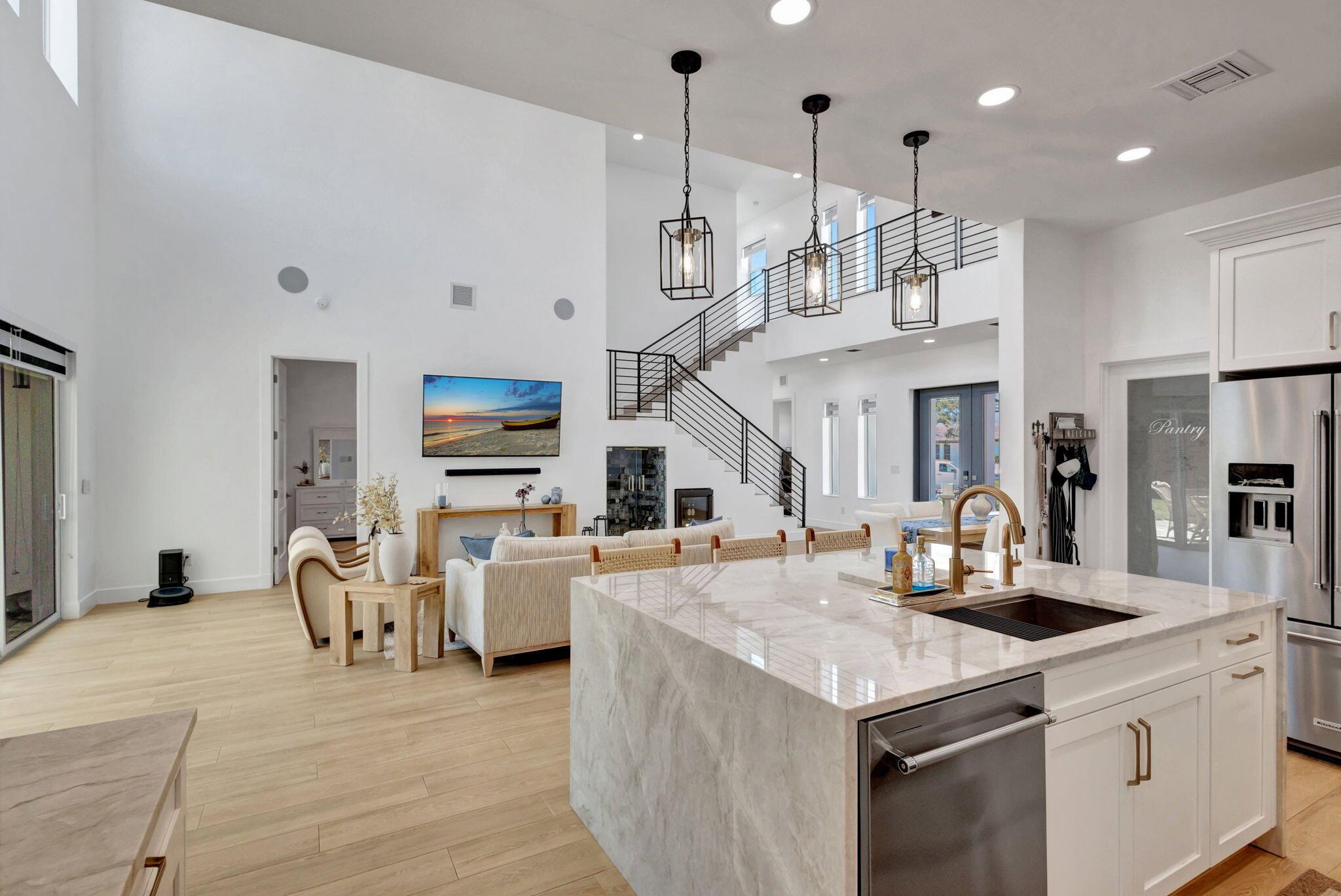 North Palm Beach, Florida, 33408, United States, 4 Bedrooms Bedrooms, ,5 BathroomsBathrooms,Residential,Active,1973305