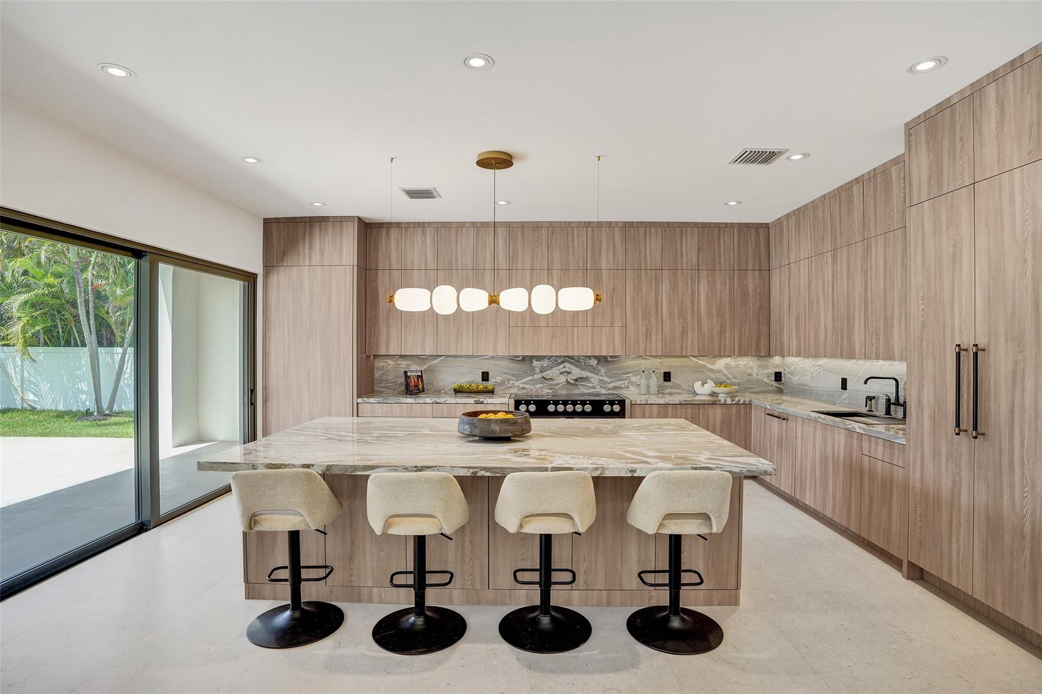 Lighthouse Point, Florida, 33064, United States, 4 Bedrooms Bedrooms, ,4 BathroomsBathrooms,Residential,Active,1919400