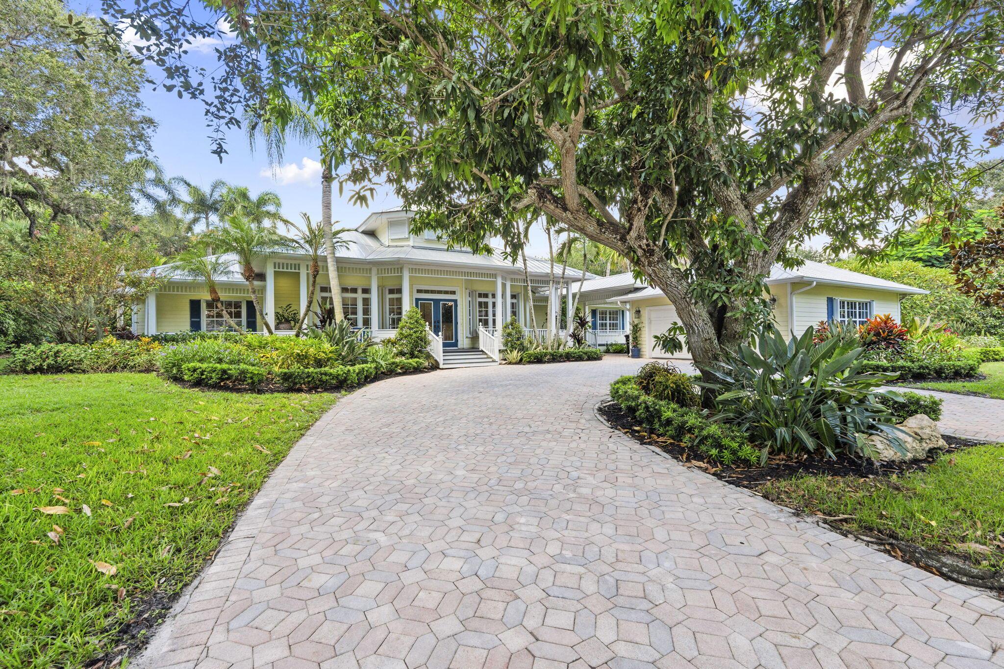 Sewalls Point, Florida, 34996, United States, 4 Bedrooms Bedrooms, ,3 BathroomsBathrooms,Residential,Active,1953273