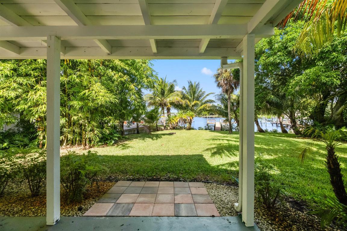 Stuart, Florida, 34994, United States, 2 Bedrooms Bedrooms, ,2 BathroomsBathrooms,Residential,Active,2008289