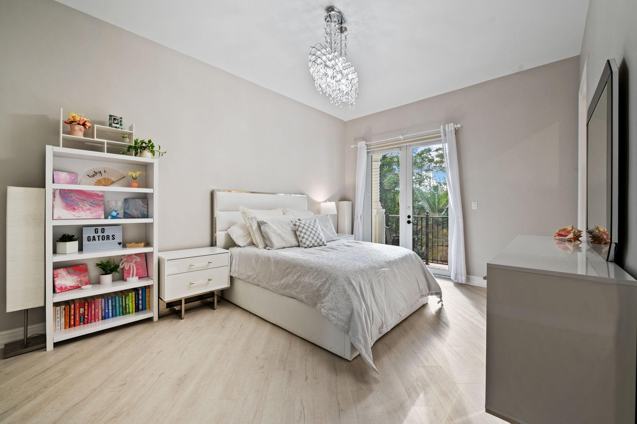 Fort Lauderdale, Florida, 33308, United States, 5 Bedrooms Bedrooms, ,8 BathroomsBathrooms,Residential,Active,1988436