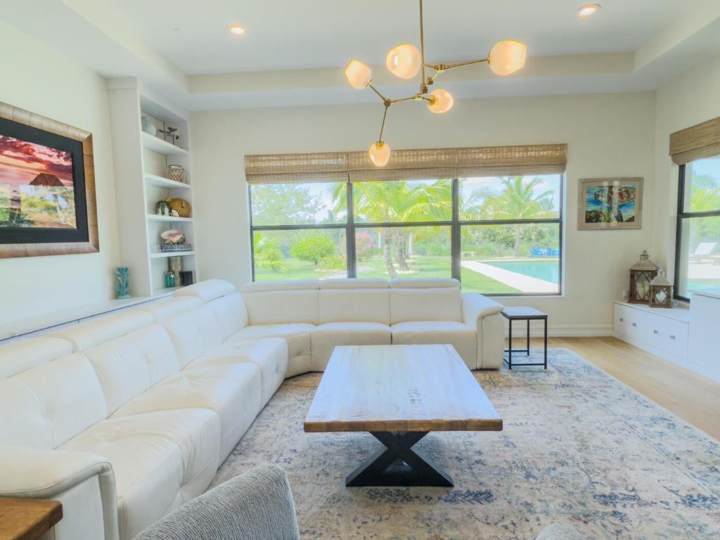 Jupiter, Florida, 33458, United States, 6 Bedrooms Bedrooms, ,6 BathroomsBathrooms,Residential,Active,2008278