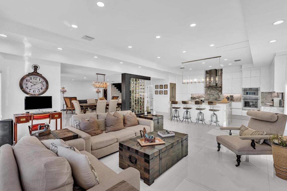 Lighthouse Point, Florida, 33064, United States, 4 Bedrooms Bedrooms, ,4 BathroomsBathrooms,Residential,Active,2008288