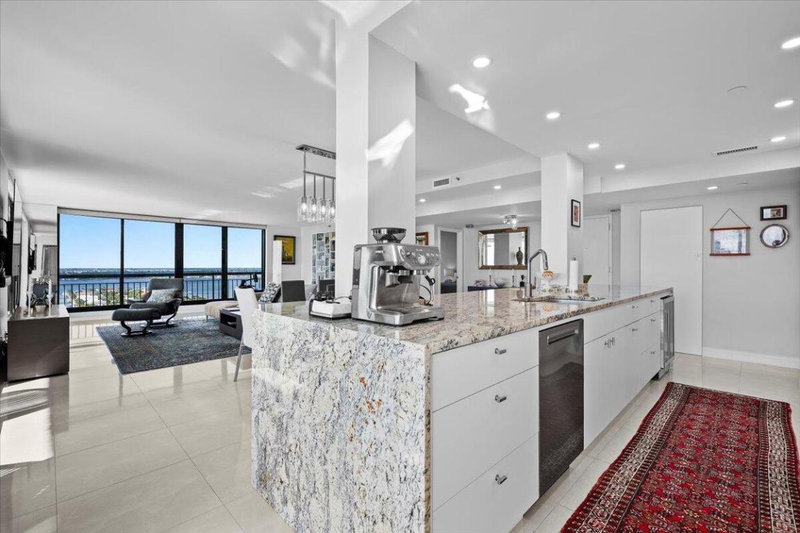 Singer Island, Florida, 33404, United States, 2 Bedrooms Bedrooms, ,4 BathroomsBathrooms,Residential,Active,2002609