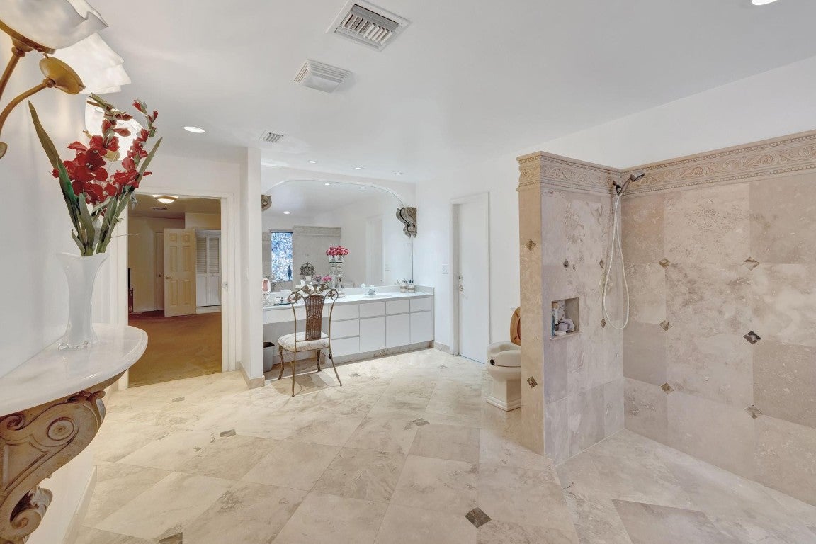 Coral Springs, Florida, 33067, United States, 4 Bedrooms Bedrooms, ,4 BathroomsBathrooms,Residential,Active,2008736