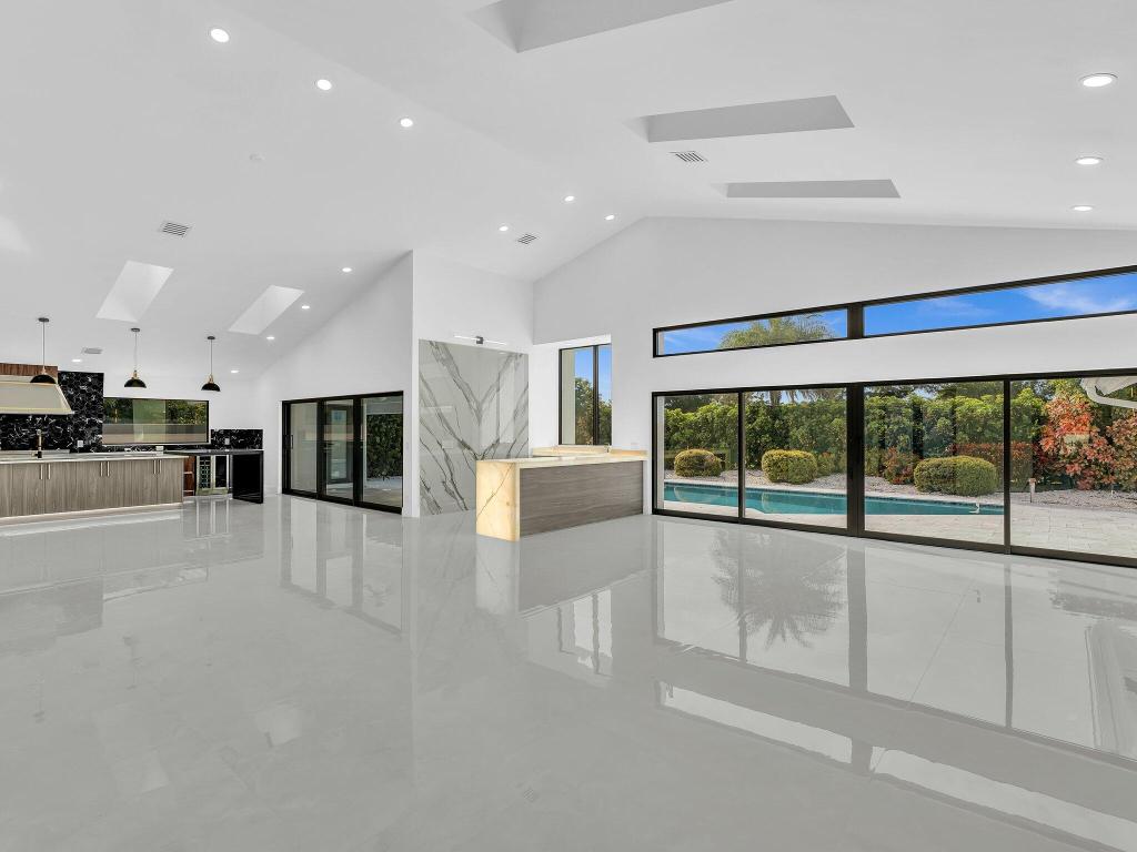 Boca Raton, Florida, 33433, United States, 5 Bedrooms Bedrooms, ,4 BathroomsBathrooms,Residential,Active,2009178