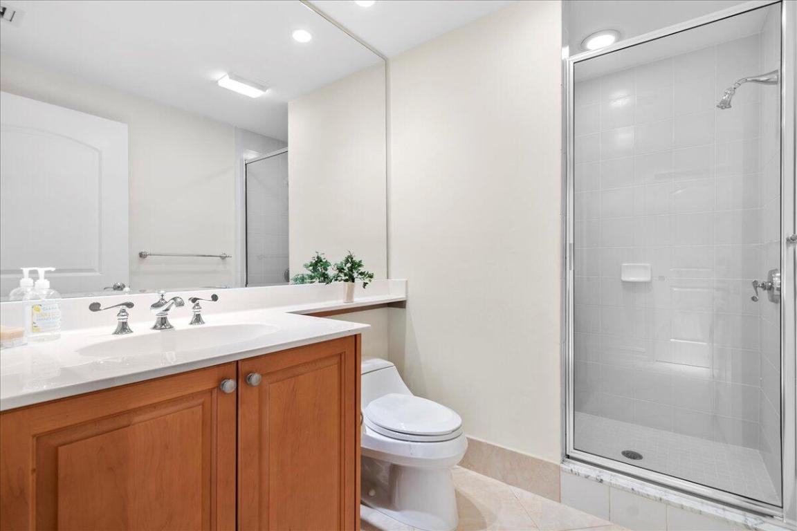 Singer Island, Florida, 33404, United States, 3 Bedrooms Bedrooms, ,4 BathroomsBathrooms,Residential,Active,2008351