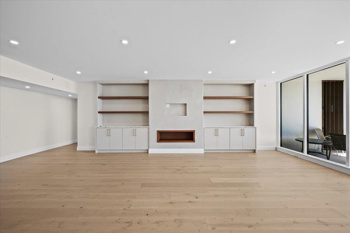 North Palm Beach, Florida, 33408, United States, 3 Bedrooms Bedrooms, ,3 BathroomsBathrooms,Residential,Active,1933736