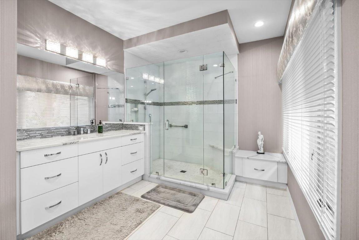 Palm City, Florida, 34990, United States, 3 Bedrooms Bedrooms, ,4 BathroomsBathrooms,Residential,Active,2011193