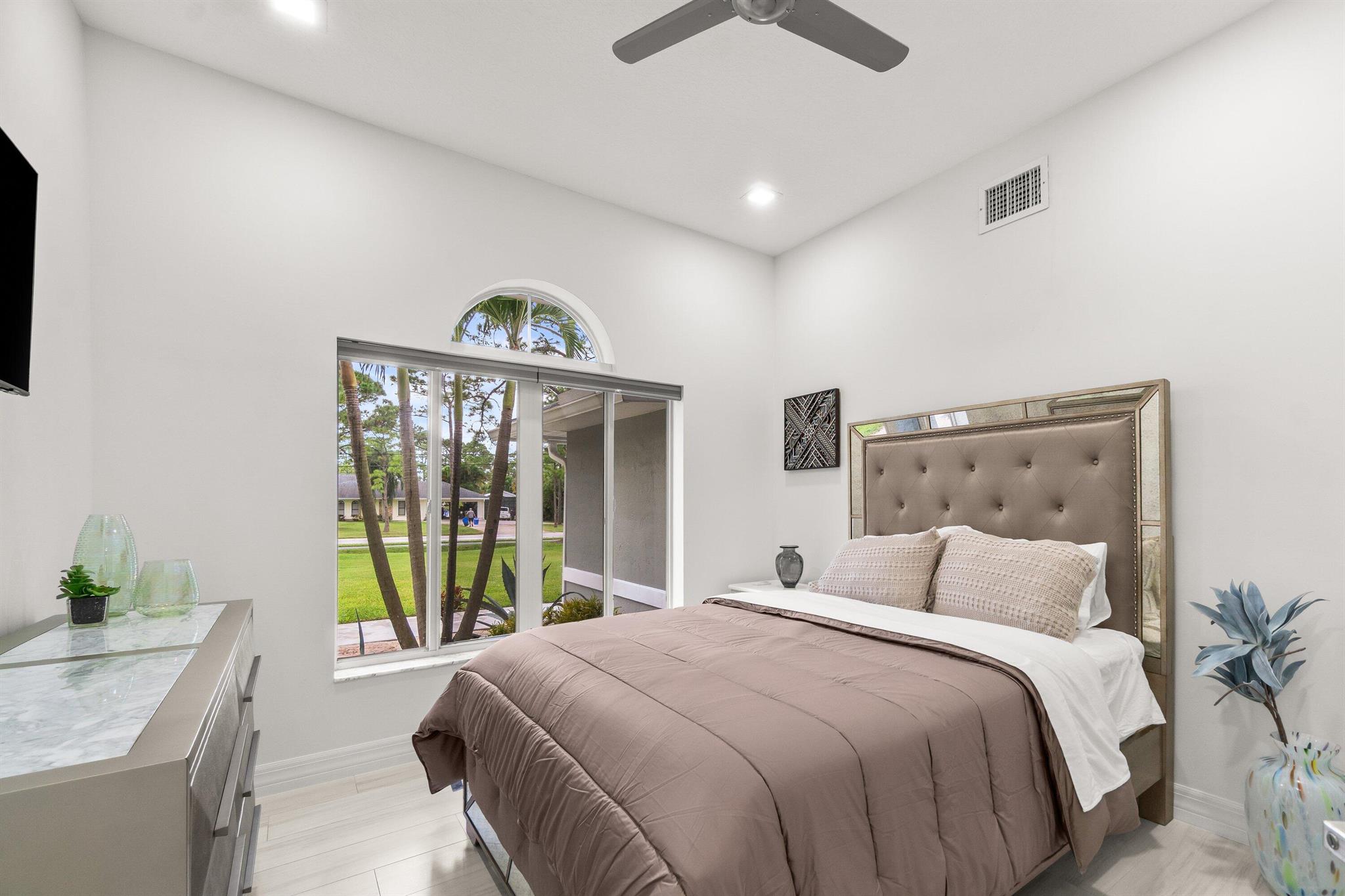 Palm Beach Gardens, Florida, 33418, United States, 4 Bedrooms Bedrooms, ,2 BathroomsBathrooms,Residential,Active,1953259