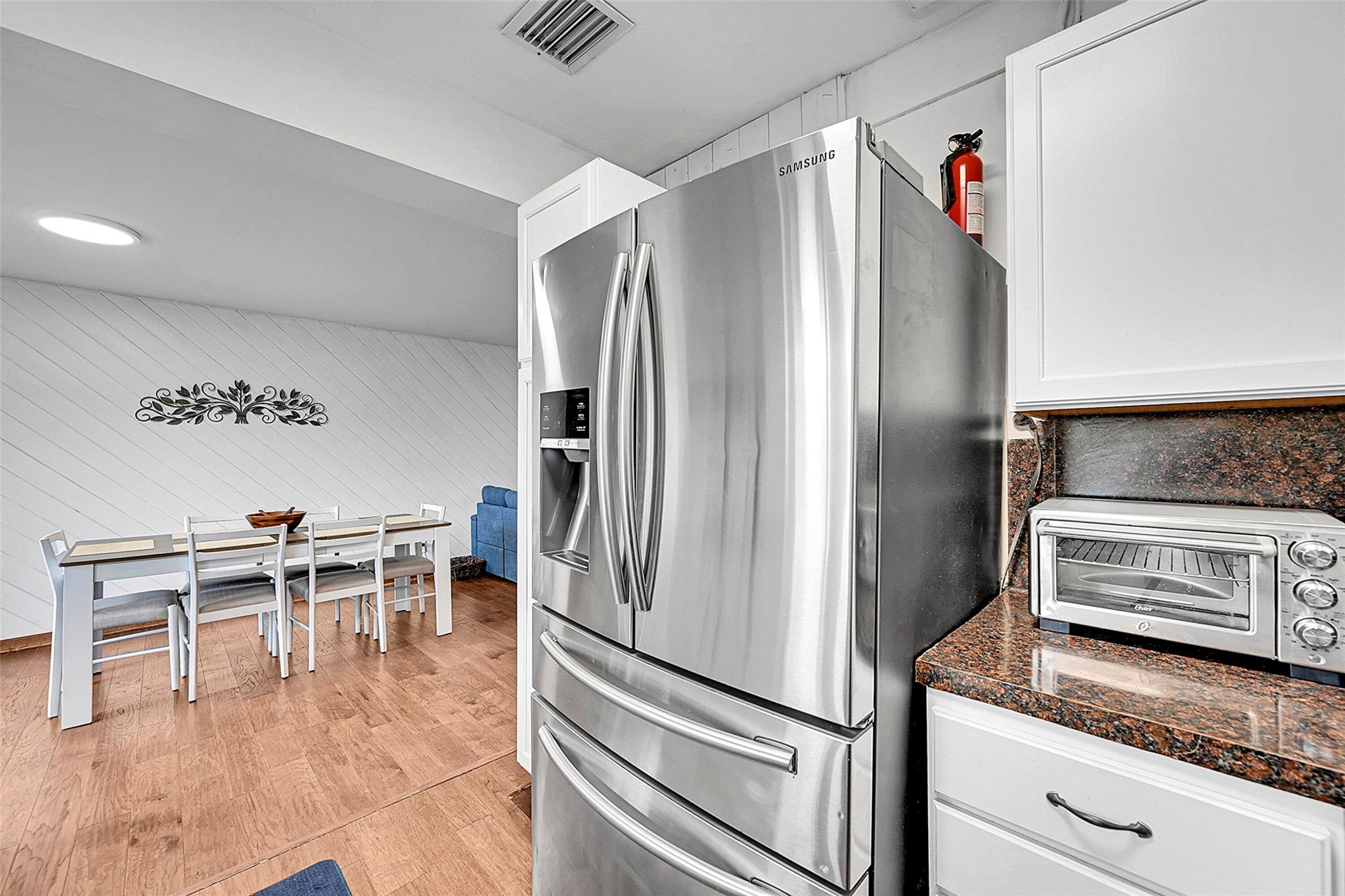 Plantation, Florida, 33323, United States, 4 Bedrooms Bedrooms, ,3 BathroomsBathrooms,Residential,Active,1922678