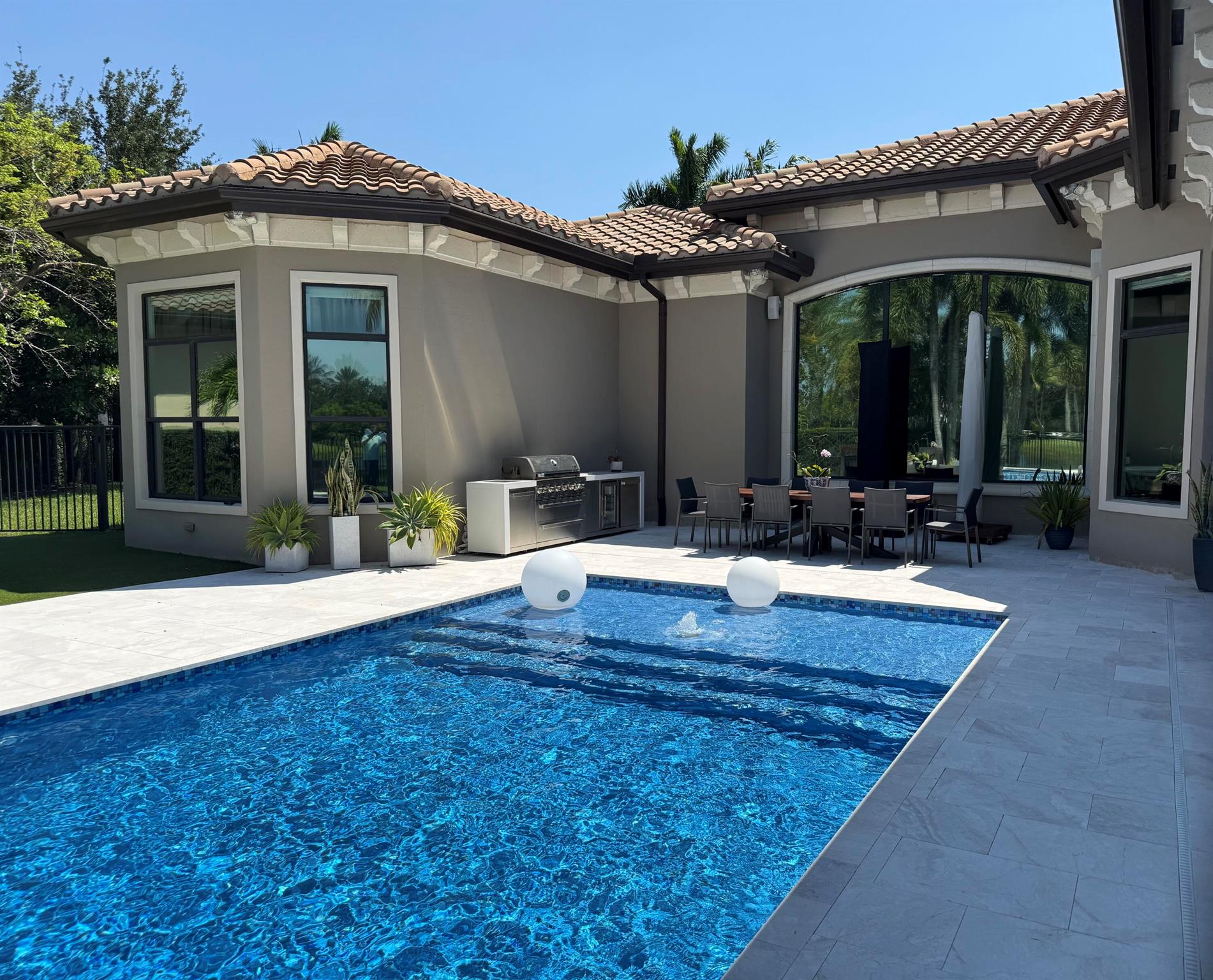 Delray Beach, Florida, 33446, United States, 5 Bedrooms Bedrooms, ,7 BathroomsBathrooms,Residential,Active,1960166