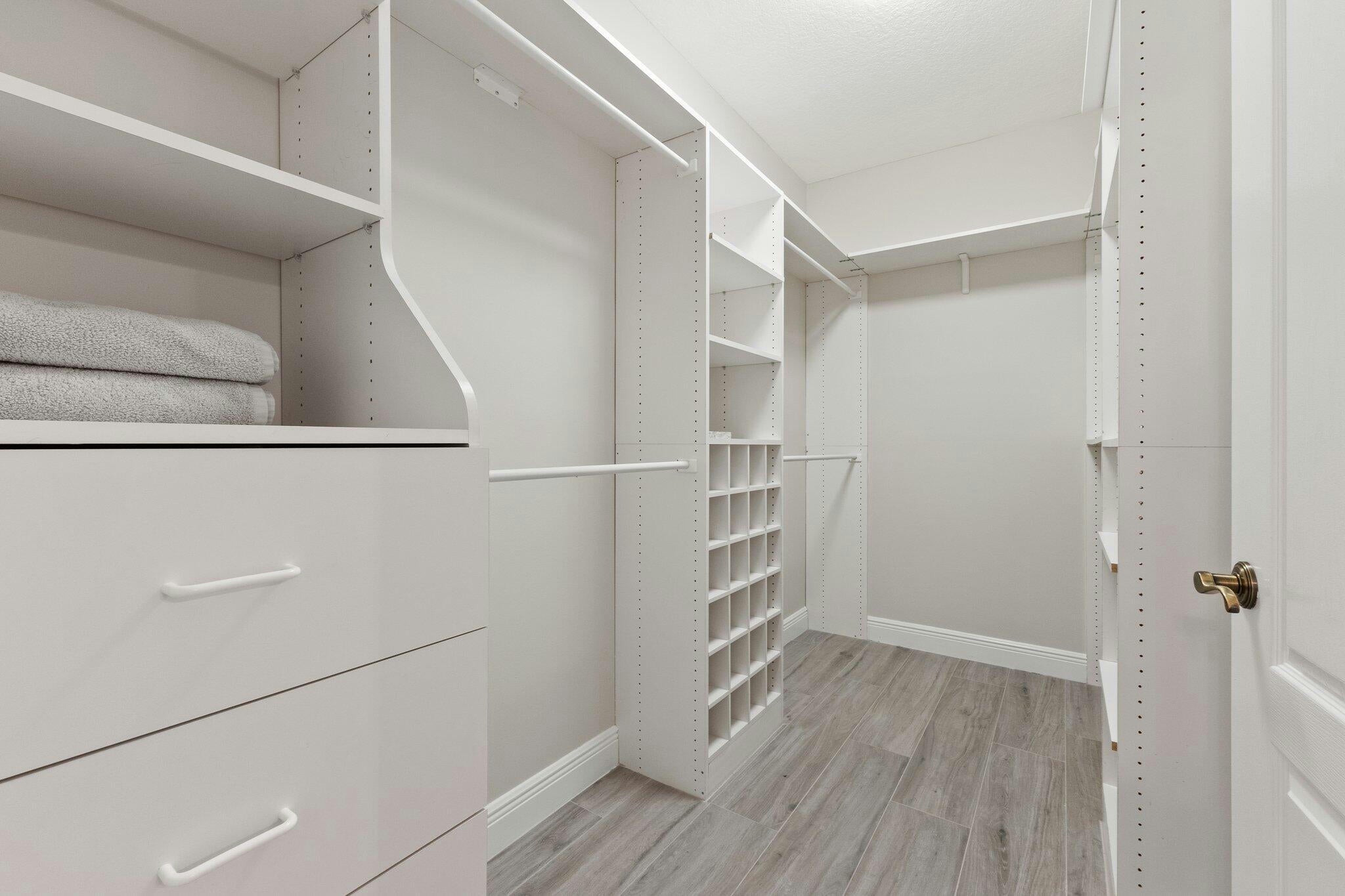 Stuart, Florida, 34997, United States, ,3 BathroomsBathrooms,Residential,Active,1769802