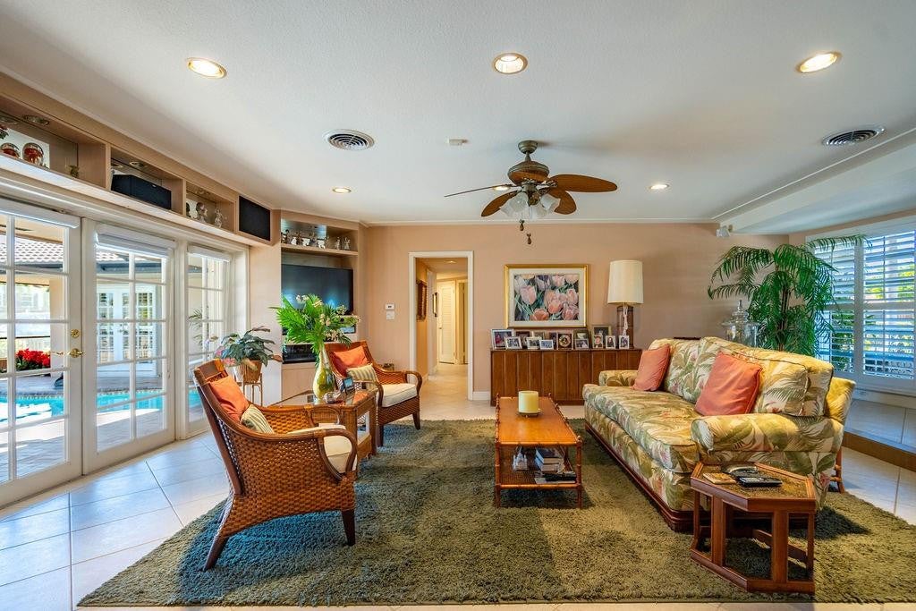 Lighthouse Point, Florida, 33064, United States, 3 Bedrooms Bedrooms, ,3 BathroomsBathrooms,Residential,Active,2011868