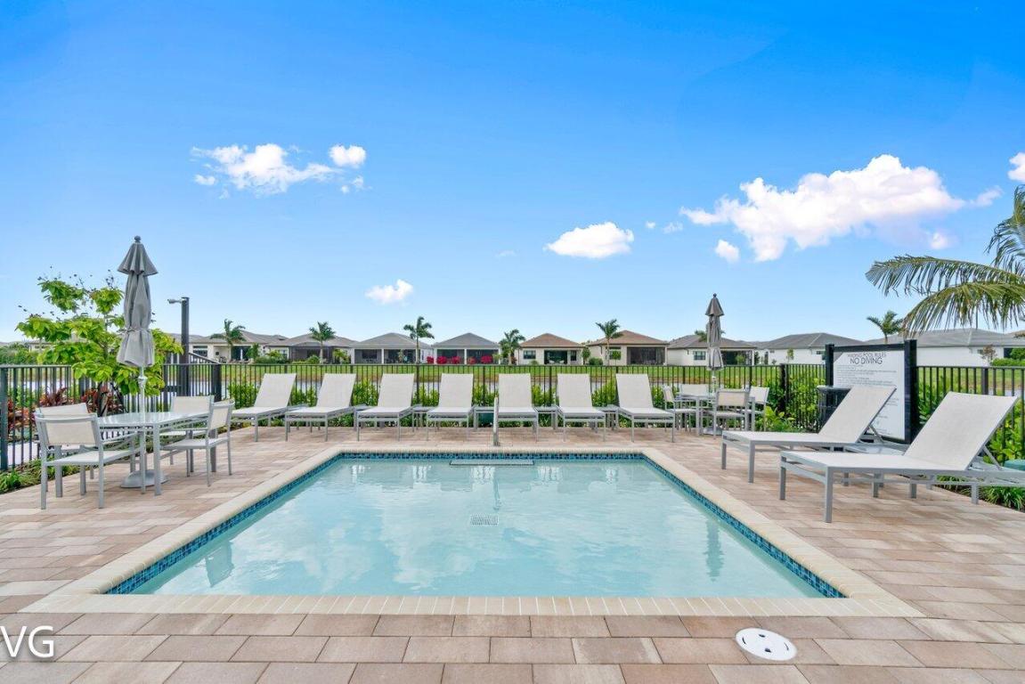 Boynton Beach, Florida, 33473, United States, 3 Bedrooms Bedrooms, ,4 BathroomsBathrooms,Residential,Active,2011883