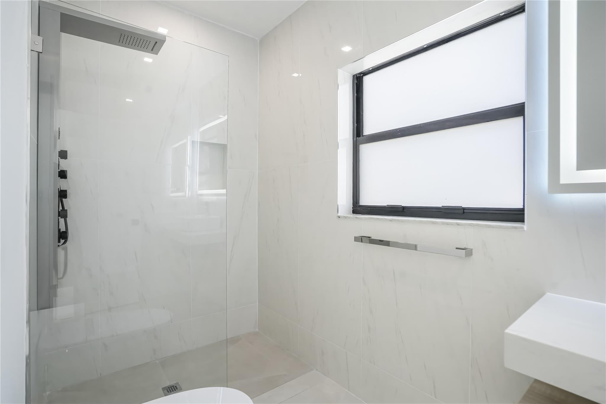 Fort Lauderdale, Florida, 33308, United States, 3 Bedrooms Bedrooms, ,3 BathroomsBathrooms,Residential,Active,1892444