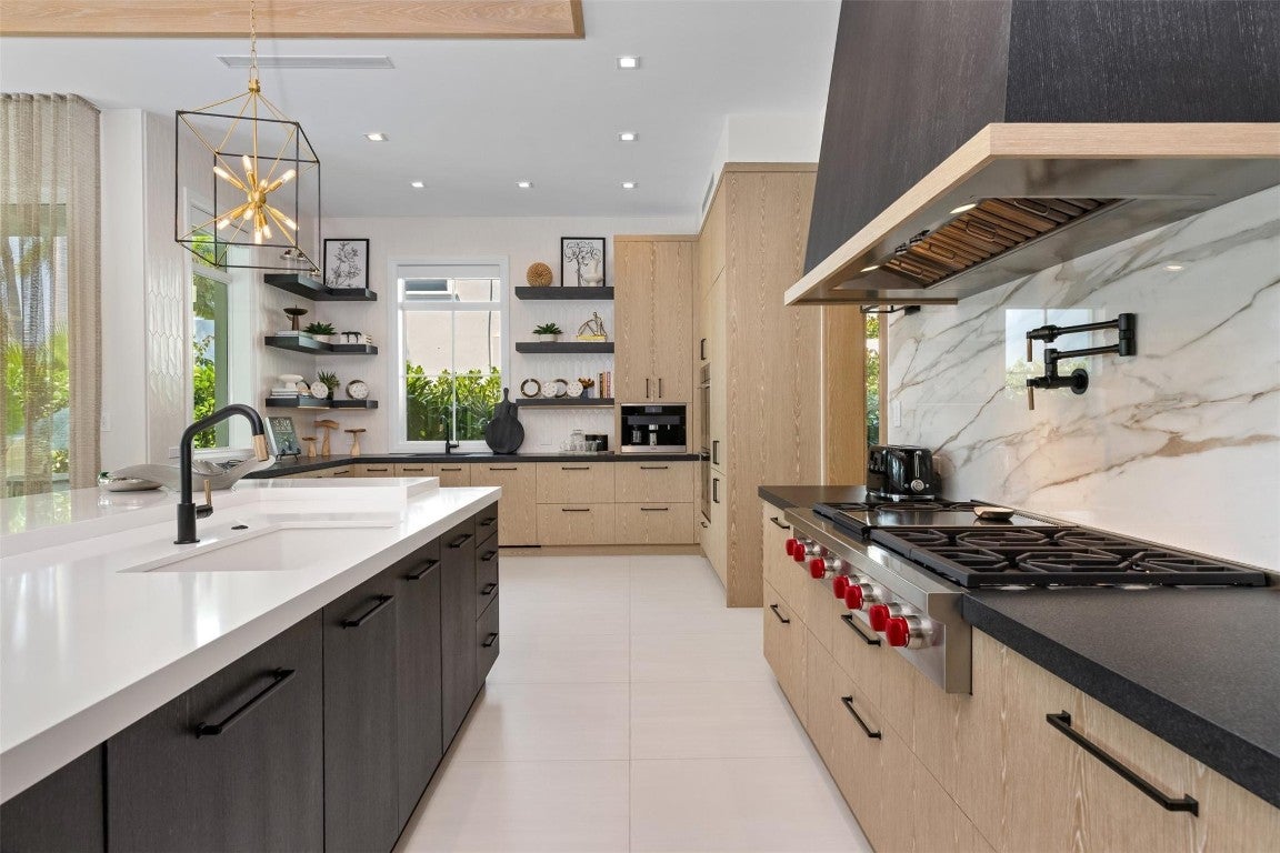 Fort Lauderdale, Florida, 33316, United States, 6 Bedrooms Bedrooms, ,9 BathroomsBathrooms,Residential,Active,2008314