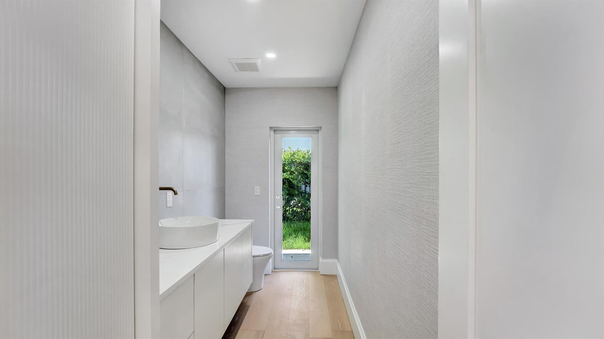 Boca Raton, Florida, 33432, United States, 4 Bedrooms Bedrooms, ,5 BathroomsBathrooms,Residential,Active,1952478