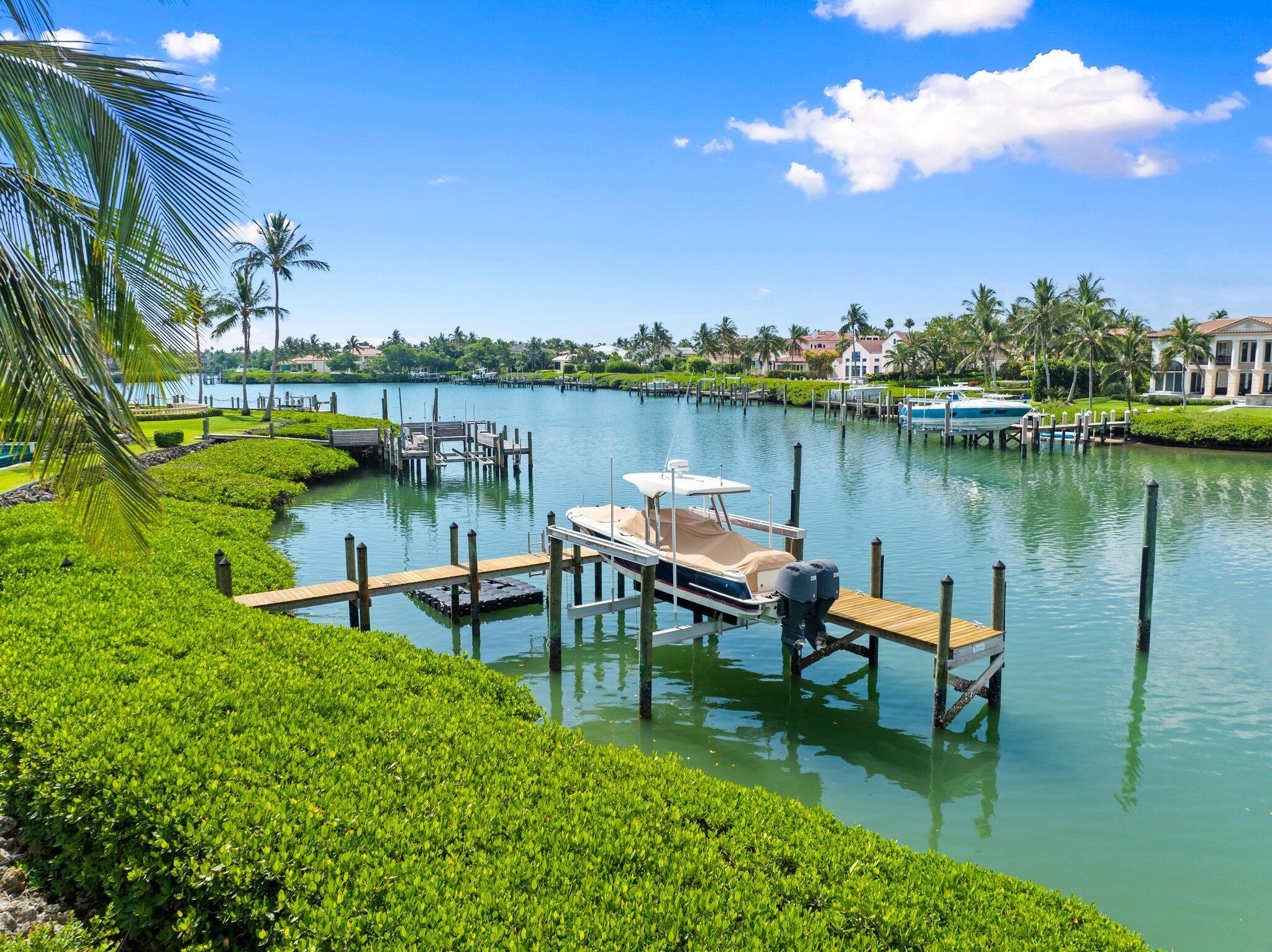 Stuart, Florida, 34996, United States, 4 Bedrooms Bedrooms, ,6 BathroomsBathrooms,Residential,Active,1831837