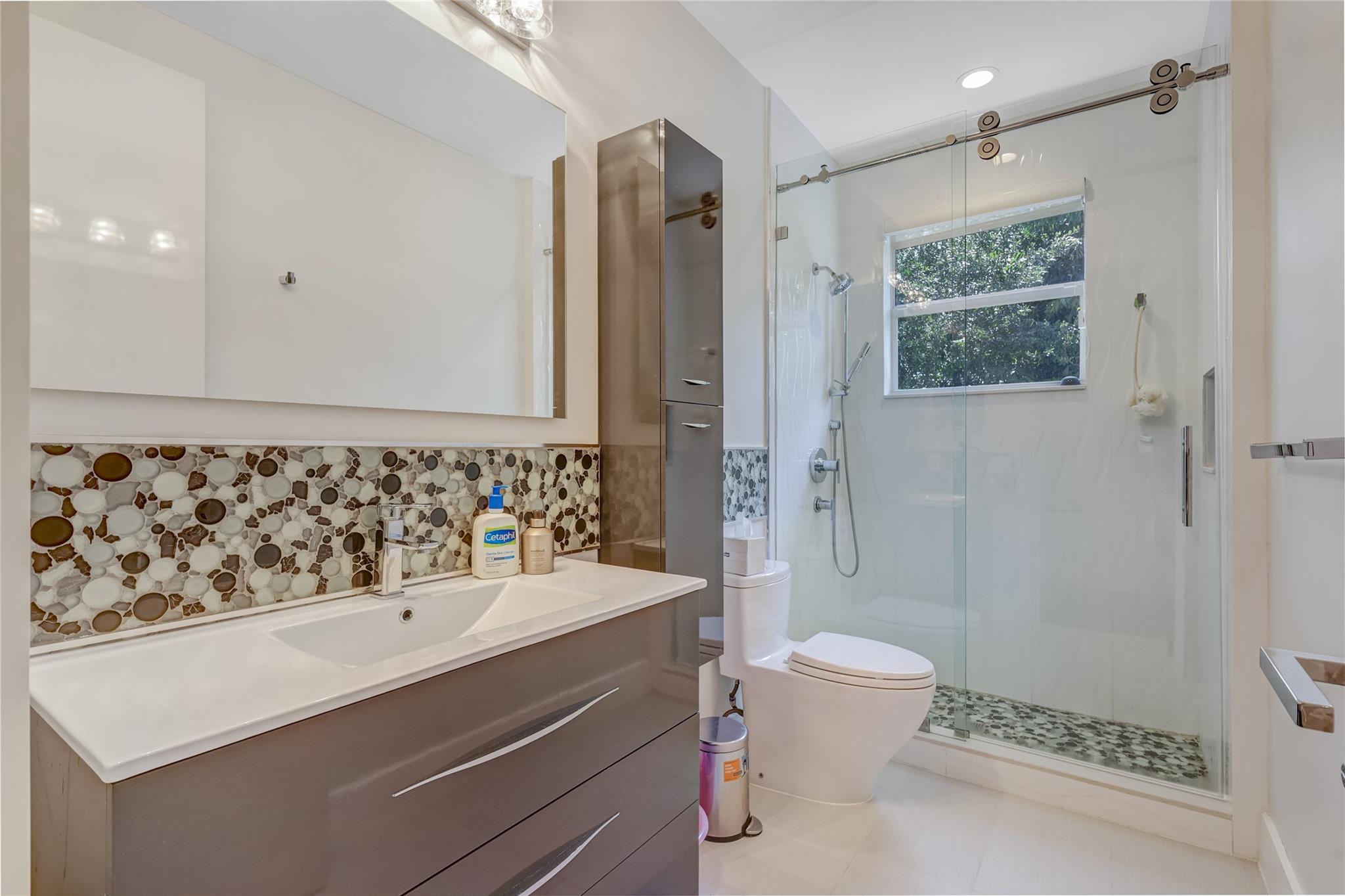 Davie, Florida, 33328, United States, 6 Bedrooms Bedrooms, ,7 BathroomsBathrooms,Residential,Active,1893231