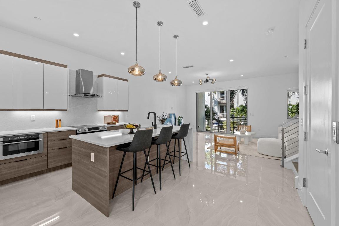 Boca Raton, Florida, 33431, United States, 3 Bedrooms Bedrooms, ,4 BathroomsBathrooms,Residential,Active,1997592