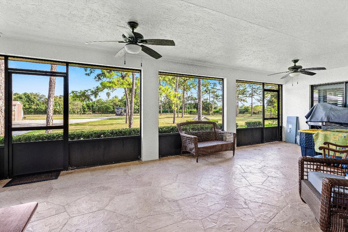 Loxahatchee Groves, Florida, 33470, United States, 4 Bedrooms Bedrooms, ,2 BathroomsBathrooms,Residential,Active,2008730
