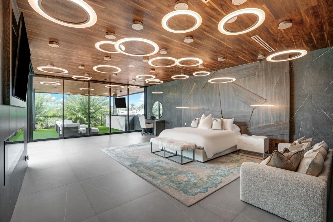 Fort Lauderdale, Florida, 33304, United States, 6 Bedrooms Bedrooms, ,9 BathroomsBathrooms,Residential,Active,2007970