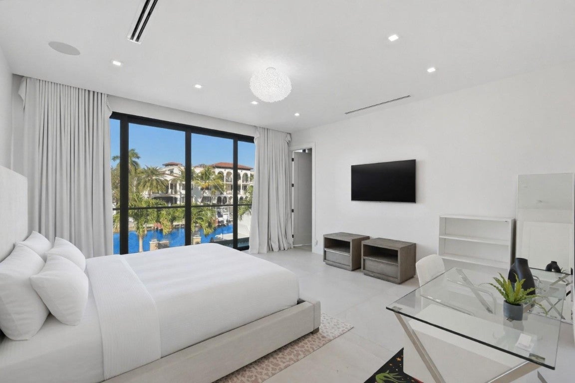 Fort Lauderdale, Florida, 33316, United States, 5 Bedrooms Bedrooms, ,5 BathroomsBathrooms,Residential,Active,2008271